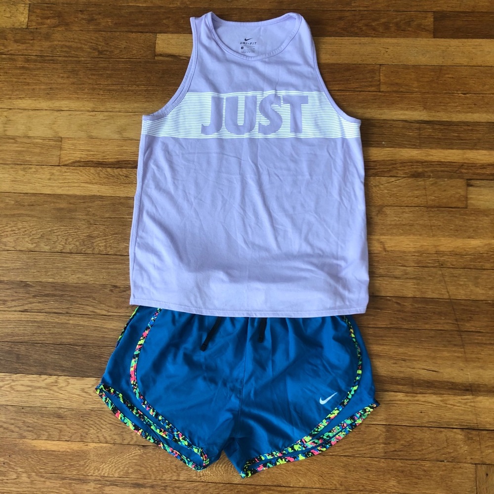 NIKE Women’s Running Outfit